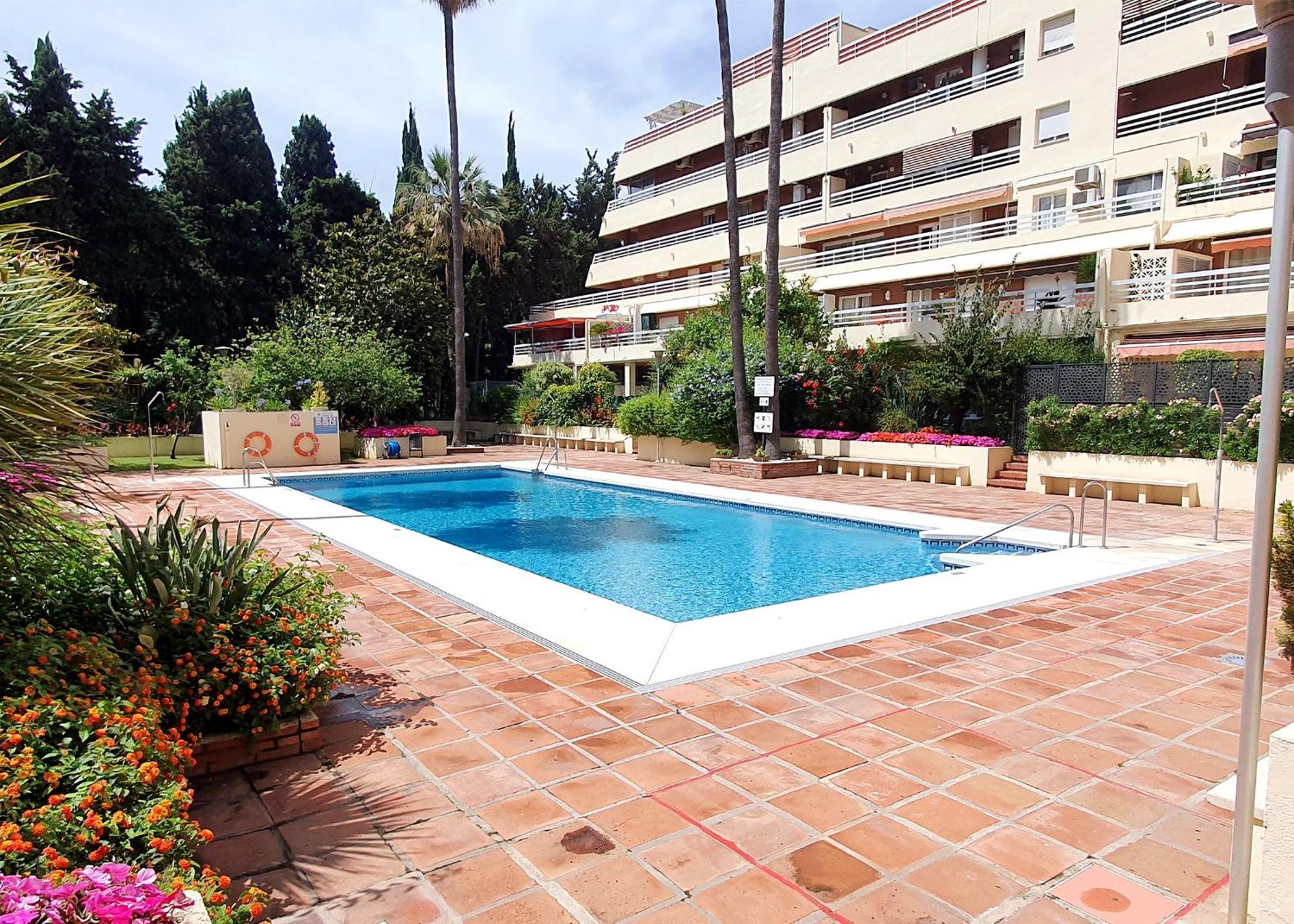 1 Bedroom Apartment Second Line Beach- Parque Marbella Building Exteriör bild